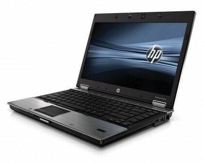 HP EliteBook 8440p schuin