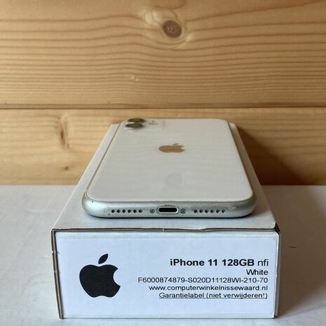 Apple iPhone 11 128GB wit 6.1" + garantie